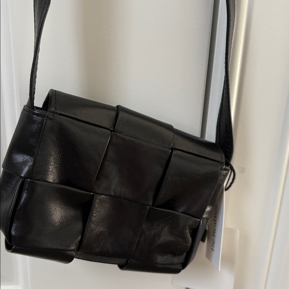 Bottega Veneta Black Leather Accessory